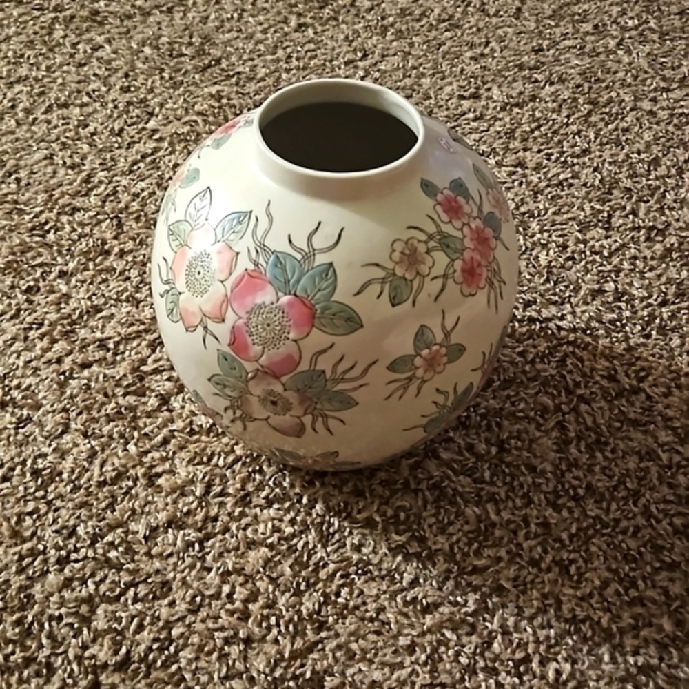 Chinese Pottery Vase